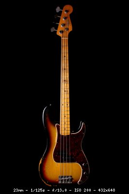 618fender_1964_p_bass_001_1363775093_507419