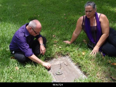 302142_10150486772957792_1031447574_n